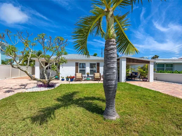 136 143rd Ave E, Madeira Beach, FL 33708