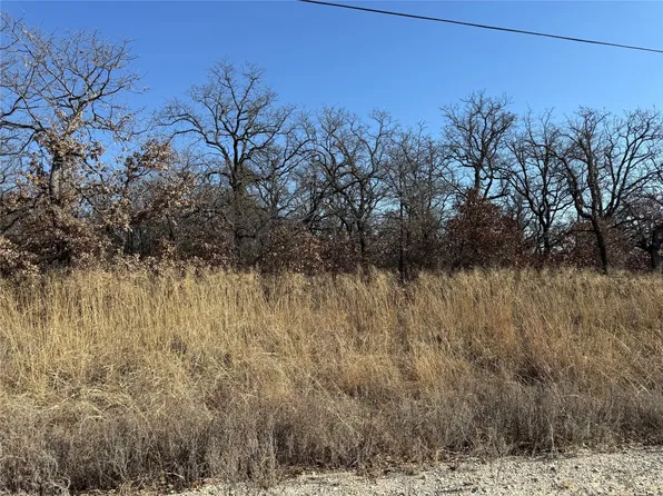 128 Rivercrest Dr, Nocona, TX 76255