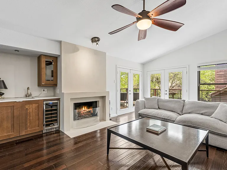 6124 Summer Creek Cir — Photo 10