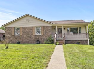 102 Creekview Ct, Georgetown, KY 40324