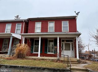 28 S Church St, Waynesboro, PA