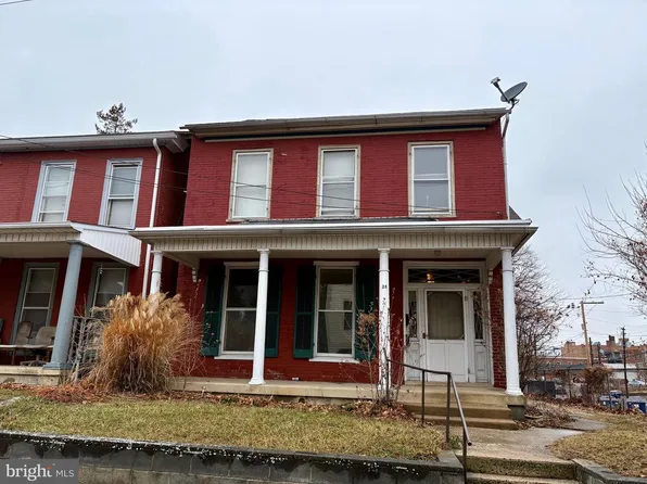 28 S Church St, Waynesboro, PA 17268