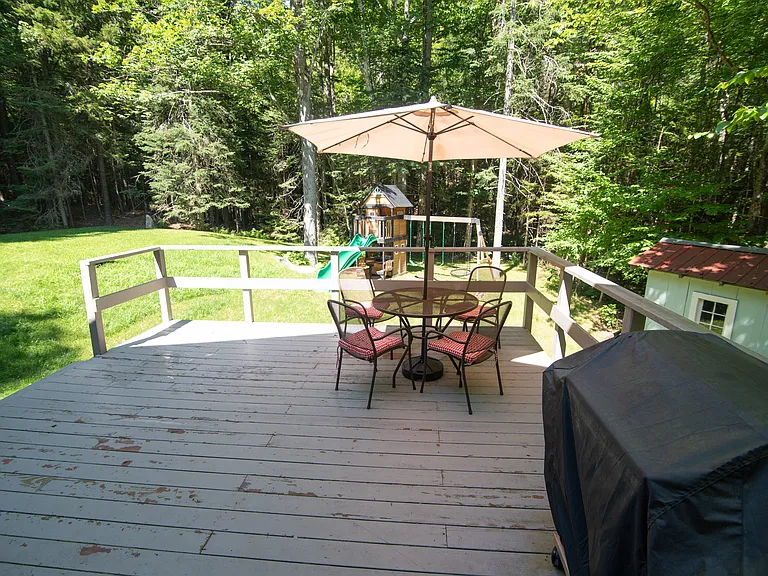 108 Ashuelot Dr — Photo 21