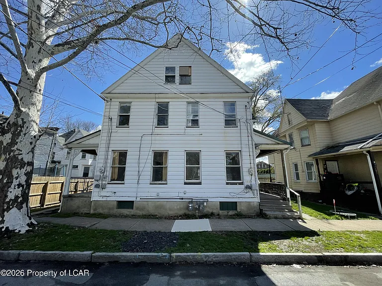 100 Westminster St — Photo 9