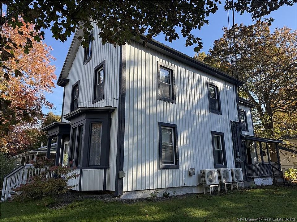 1st image of 15 Veazey St