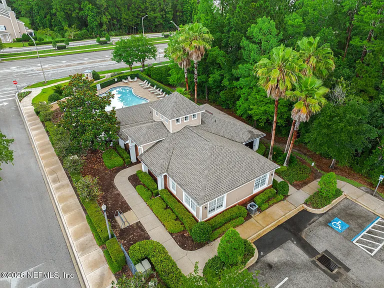 4166 Highwood Dr — Photo 39