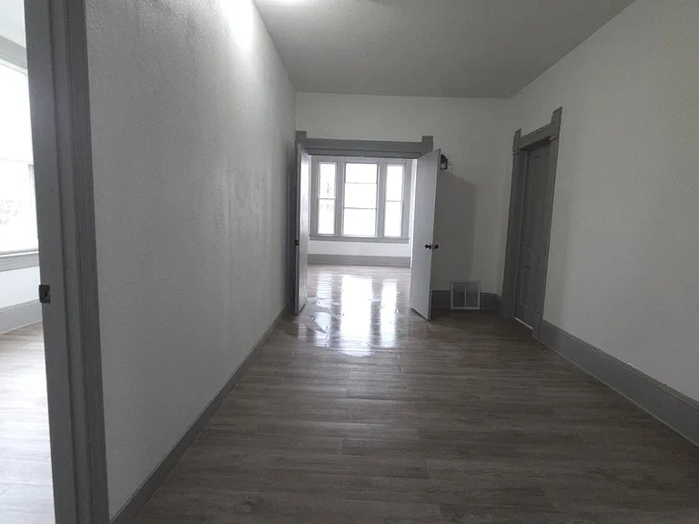 4715 10th Ave #1 — Photo 9