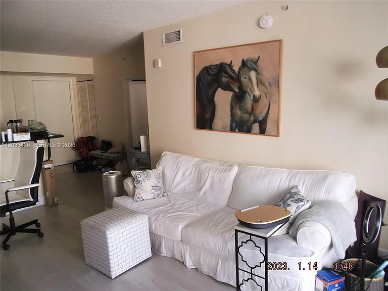 18800 NE 29th Ave #619 — Photo 3