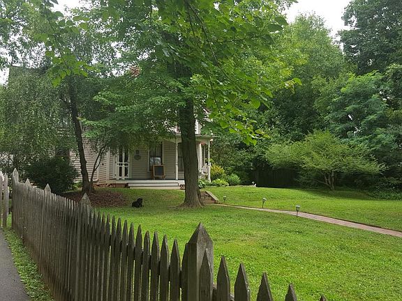 Front View - Driveway