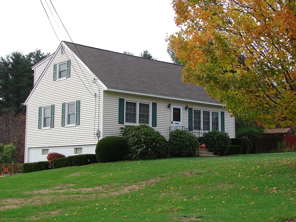 Classic 4 BR 2 bath Cape
