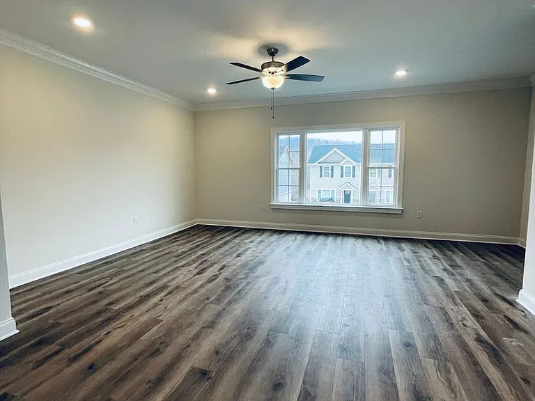 1108 Harvest Ct — Photo 11
