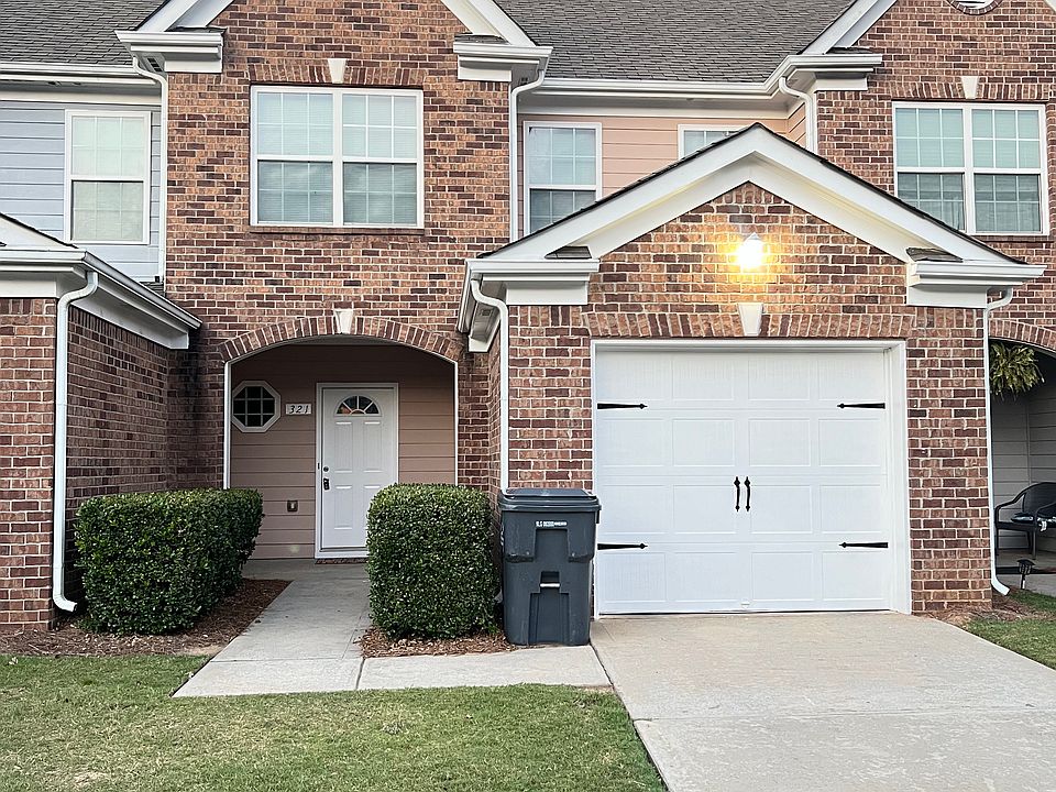 1st image of 321 Village Dr