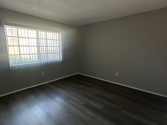 5th image of 1155 W Oakland Ave #C