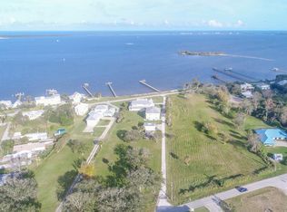 13225 N Indian River Dr, Sebastian, FL 32958