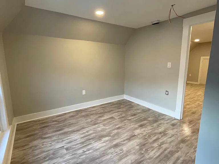 1425 State St #2 — Photo 15