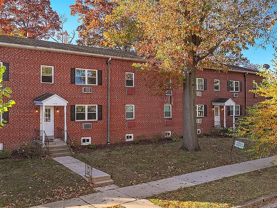 6th Avenue Apts Exterior