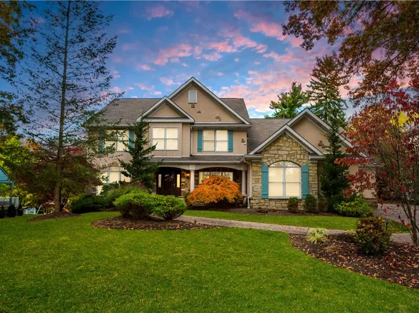 2040 Murdstone Rd, Pittsburgh, PA 15241