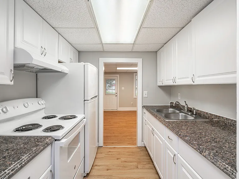 4806 Central Avenue Pike #1 — Photo 14