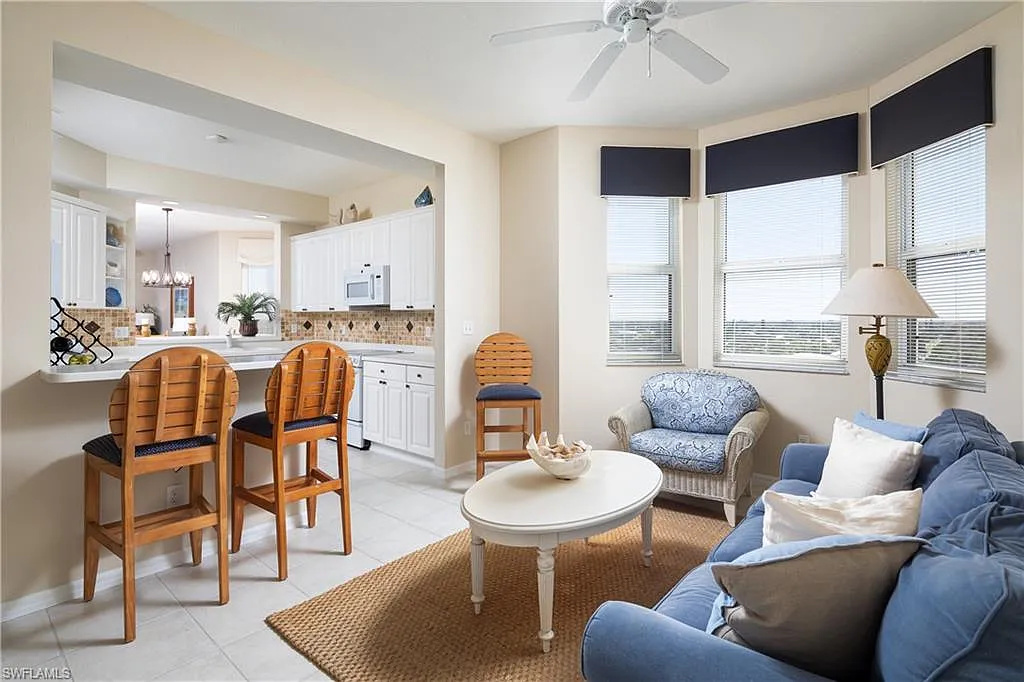 3 bed, 2.5 bath, 1979 sqft, $15,400 — Photo 1