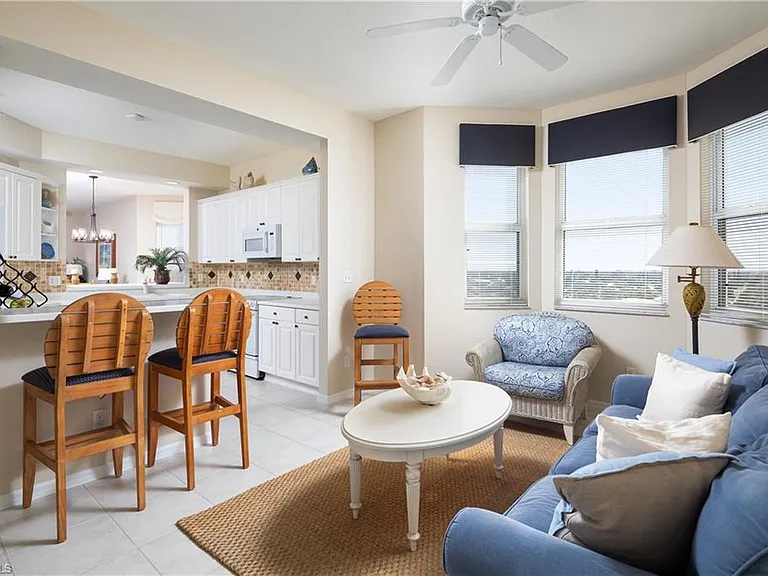 410 Flagship Dr #806 — Photo 1