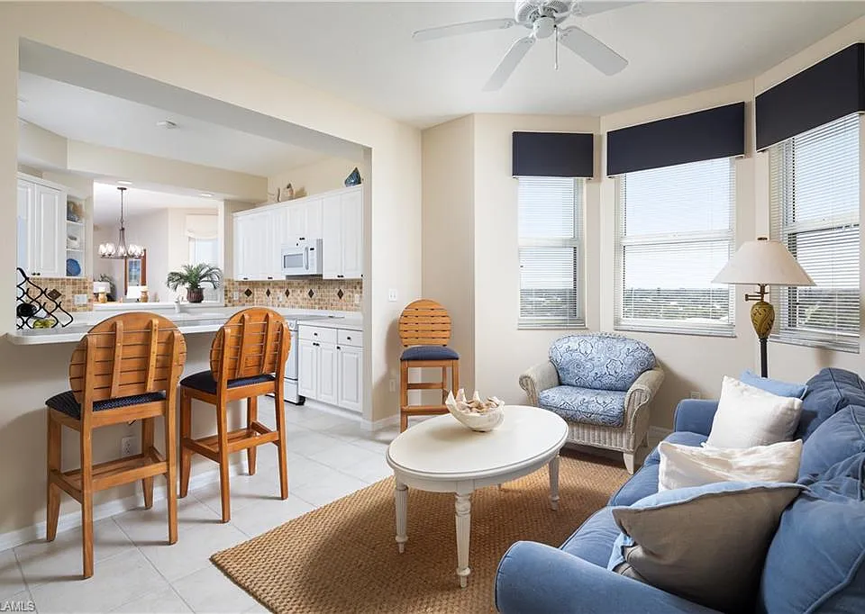 410 Flagship Dr #806