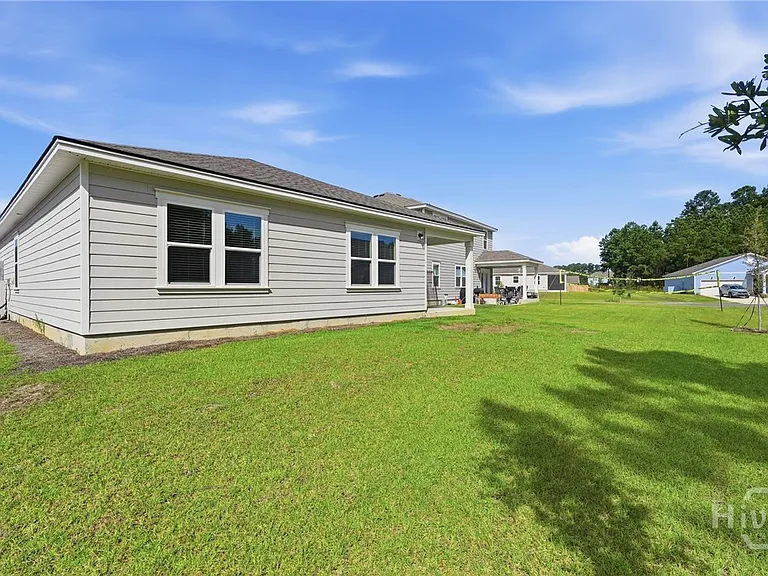 217 Crosstown Ave — Photo 29