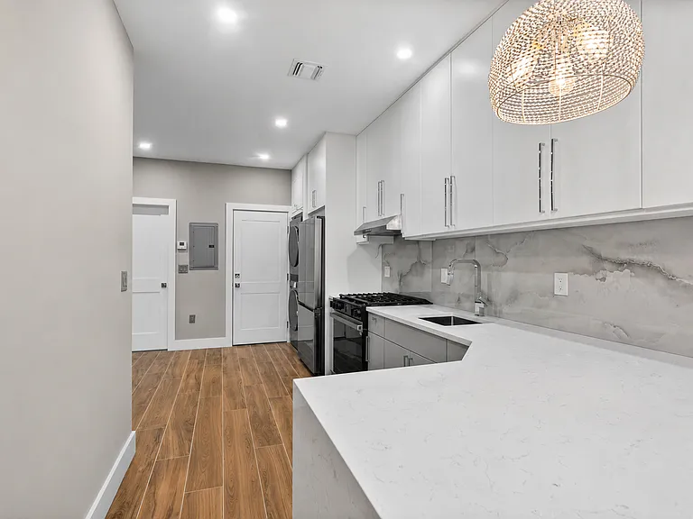 7812 John F Kennedy Blvd #1 — Photo 7