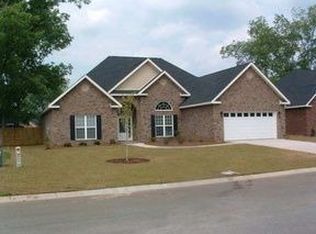 216 Cheshire Dr, Warner Robins, GA 31088