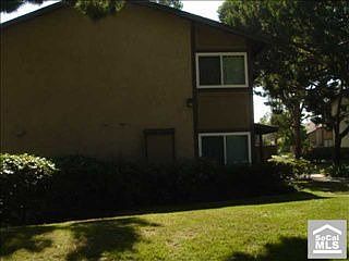3rd image of 2715 W Meadowwood