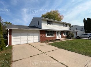 1794 Susan Ln, Green Bay, WI 54303