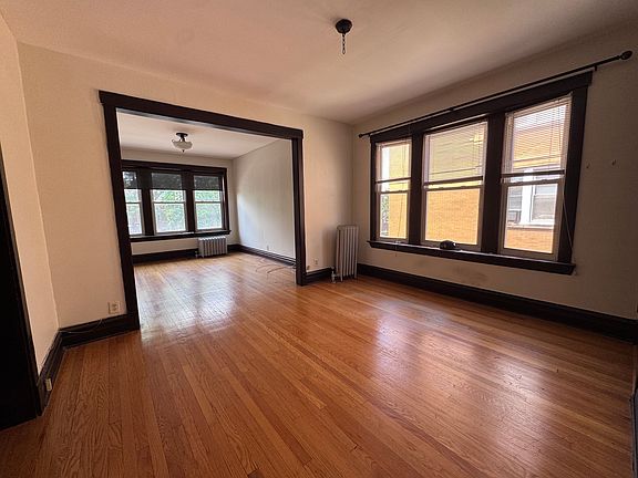 2nd image of 4107 N Ashland Ave APT 2W