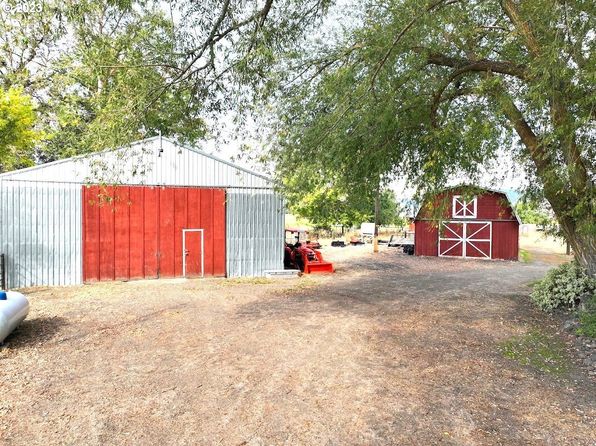 78382 W Highway 82, Wallowa, OR 97885