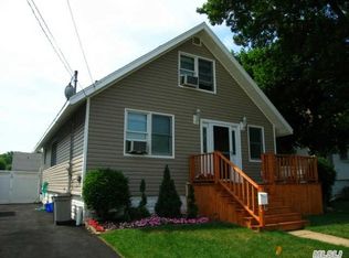 840 Hastings St, Baldwin, NY 11510