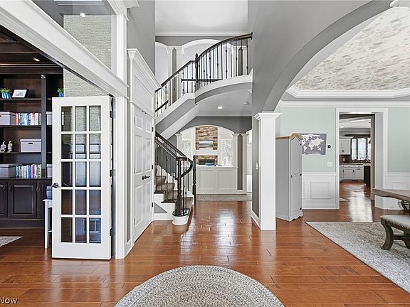 3rd image of 1014 Kings Ridge Blvd