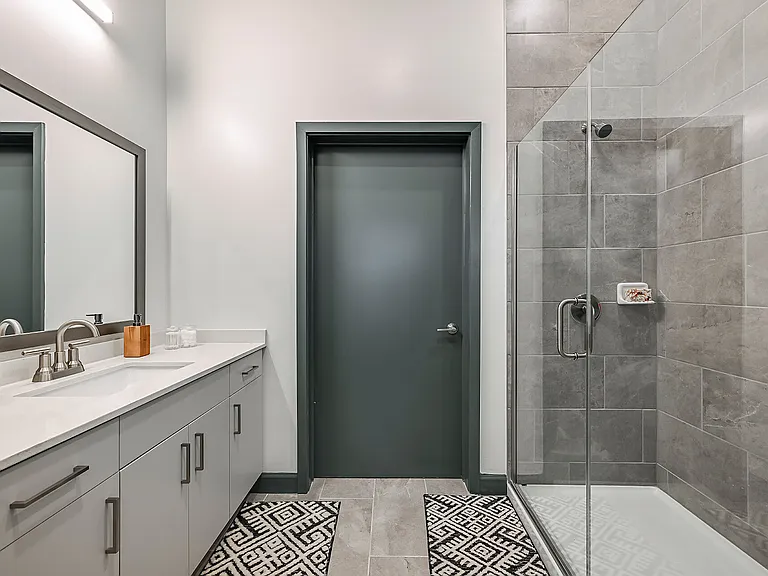 Apollo Apartments — Photo 13