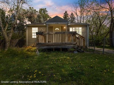3296 W Gracelawn Ave, Flint, MI, 48504