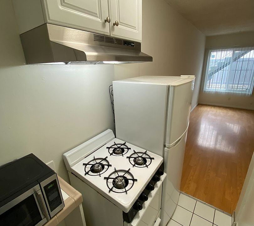 1st image of 12236 Pacific Ave APT 5
