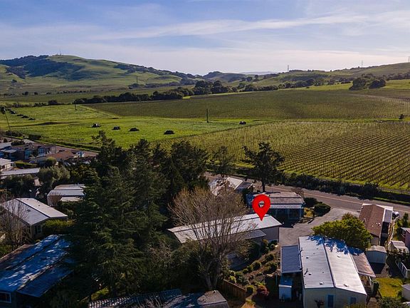 3rd image of 145 Bear Flag Road