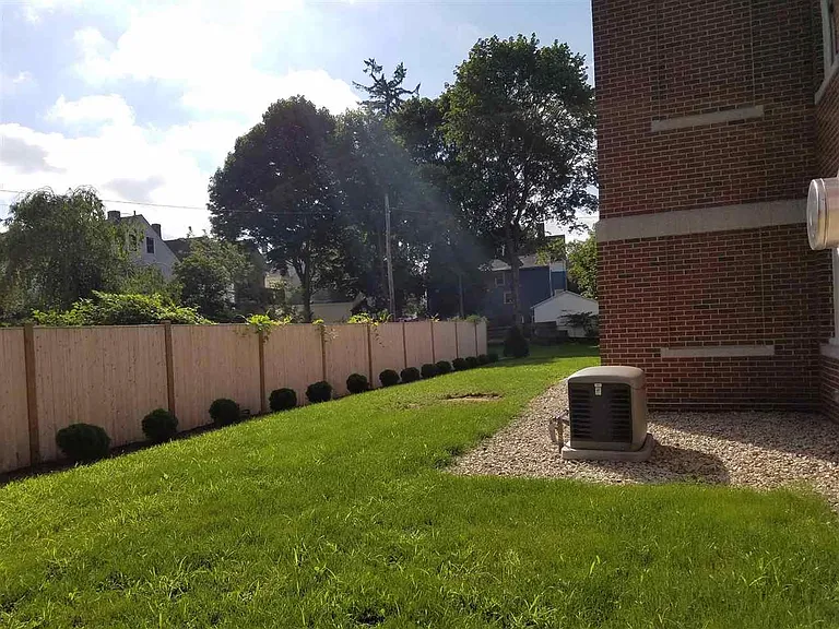 211 Union St #301 — Photo 21