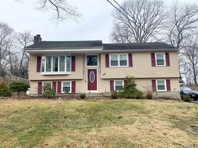 18 Sterling Drive, New Milford, CT, 06776