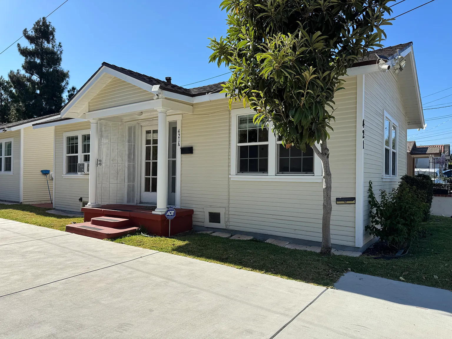 1 bed, 550 sqft, $1,900 — Photo 1