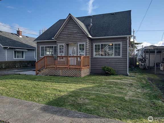 3rd image of 2409 Cherry Street