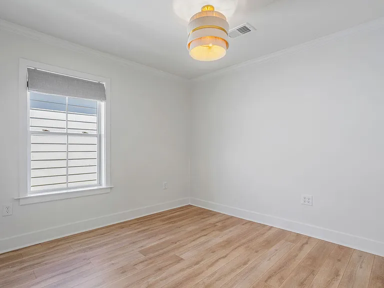 303 Delmas Ave — Photo 15