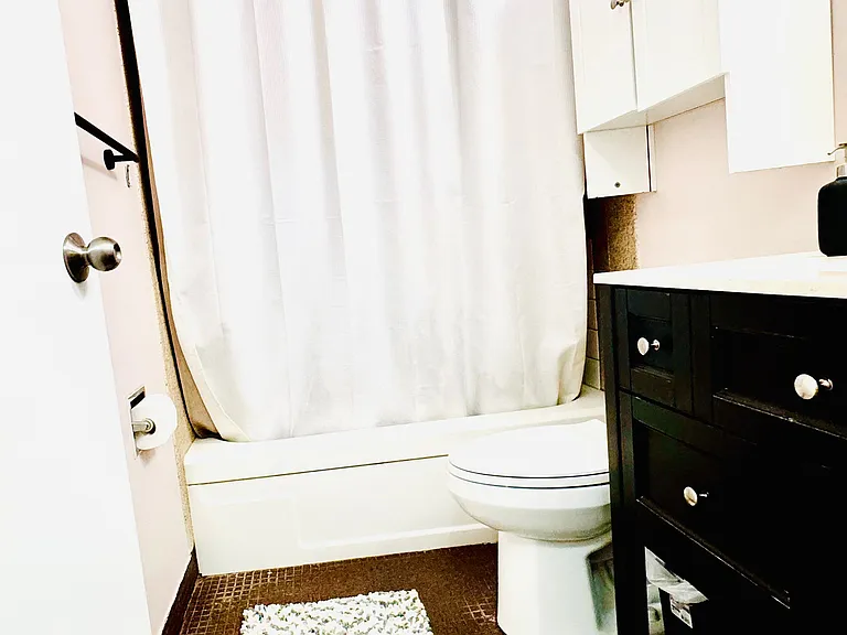 21 Knightsbridge Rd #1205 — Photo 10