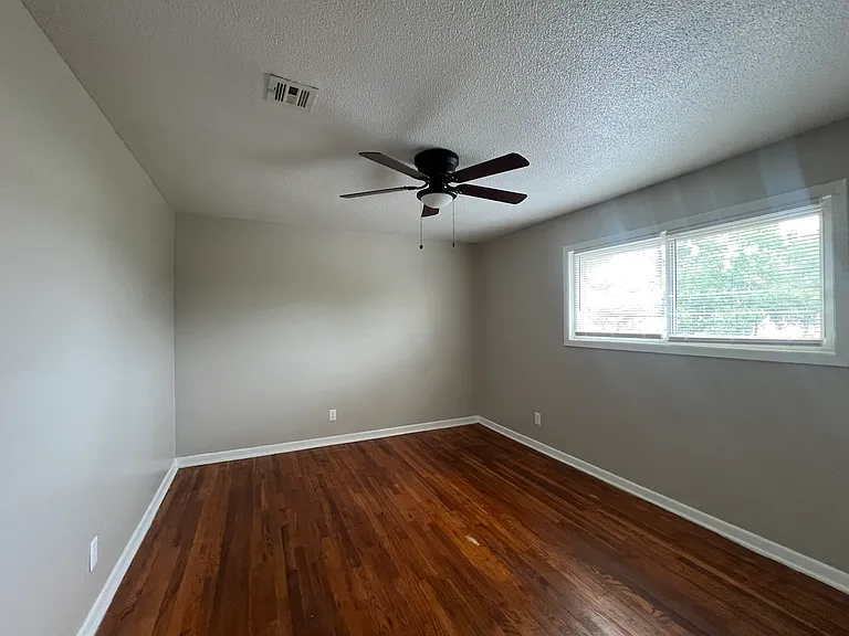 Woodview Townhomes — Photo 6