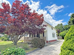 1565 Upper Maple St, Killingly, CT 06241