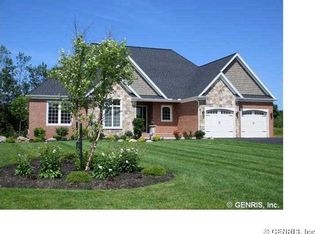 61 E Bellaqua Estates Dr, Rochester, NY 14624