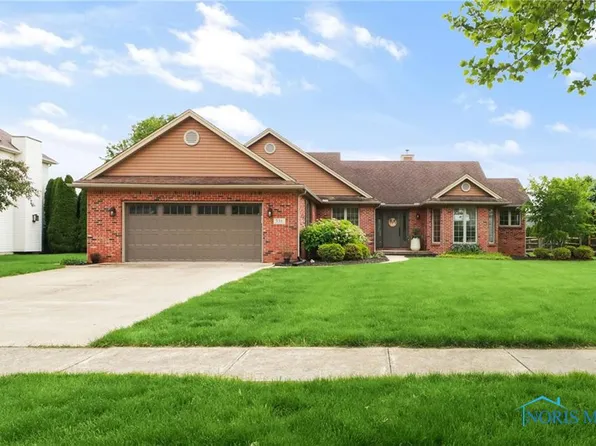 556 Prairie Rose Dr, Perrysburg, OH 43551