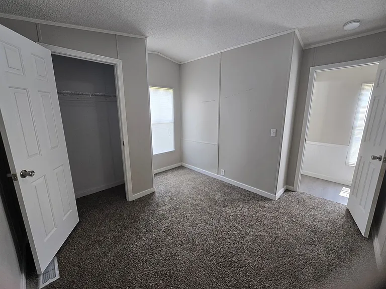 1194 Juniper Dr — Photo 23