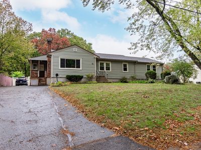 23 Taunton St, Bellingham, MA, 02019